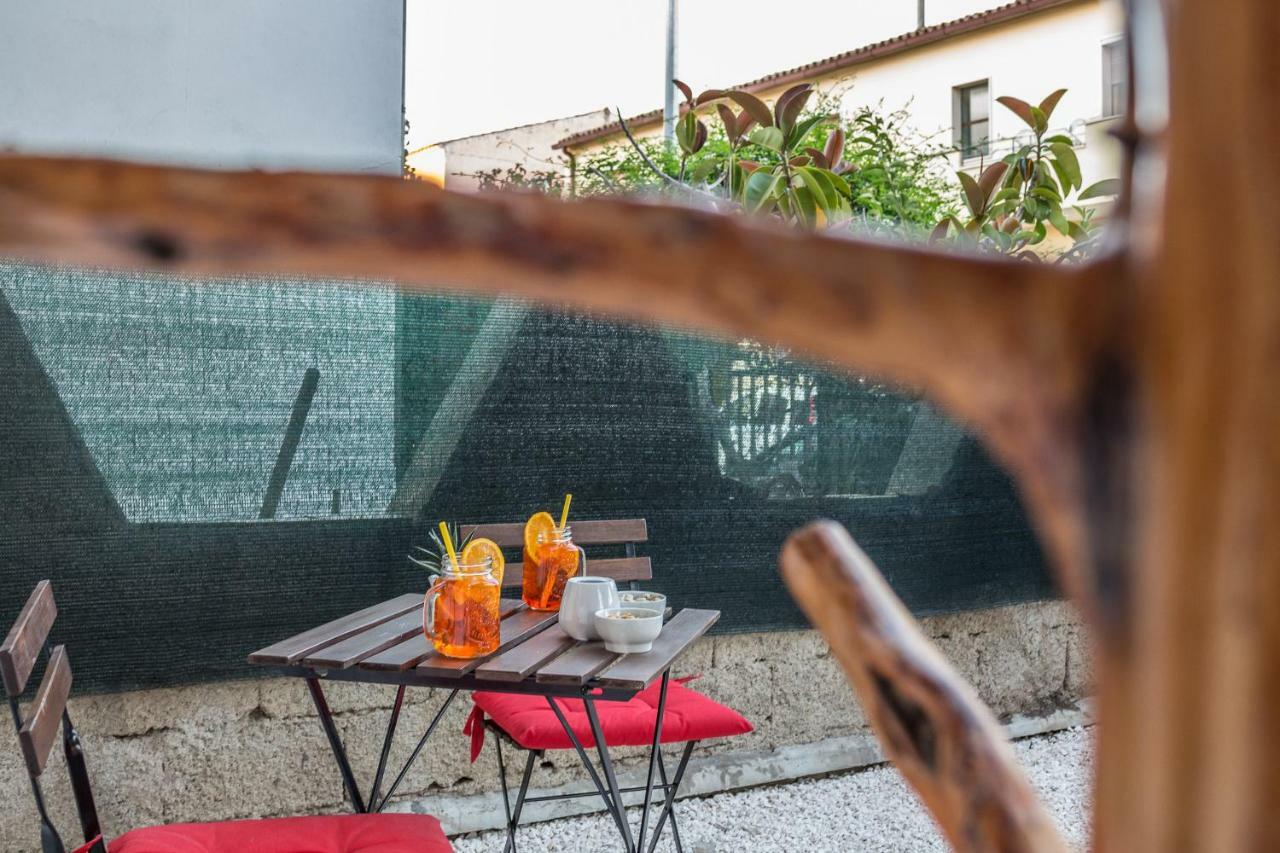 Maricciolu Suites And Apartments Olbia Ngoại thất bức ảnh