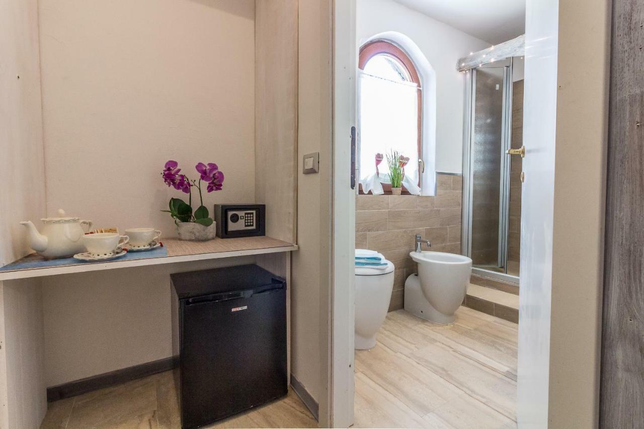 Maricciolu Suites And Apartments Olbia Ngoại thất bức ảnh