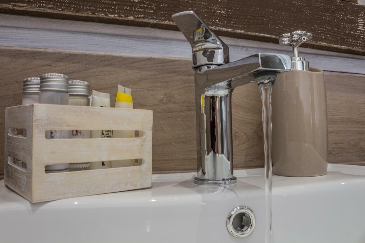 Maricciolu Suites And Apartments Olbia Ngoại thất bức ảnh