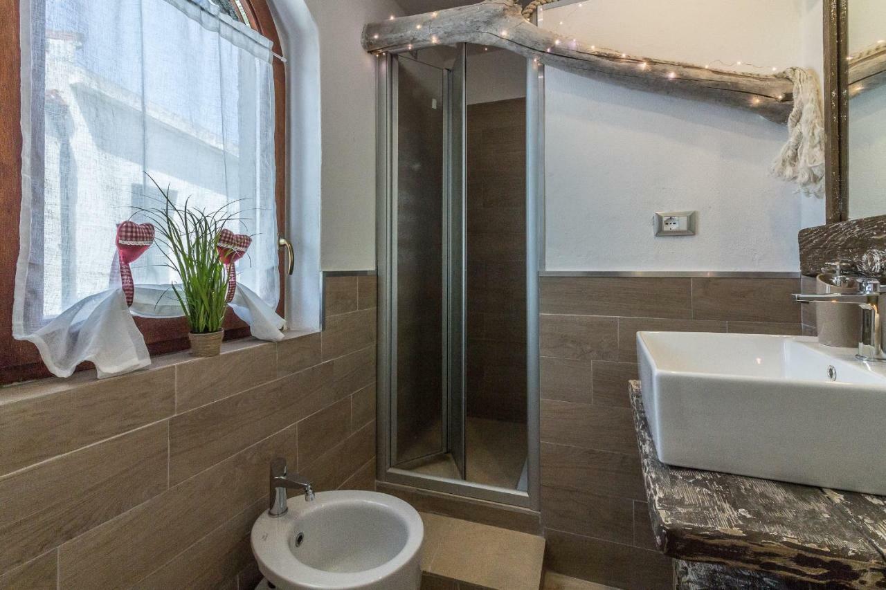 Maricciolu Suites And Apartments Olbia Ngoại thất bức ảnh