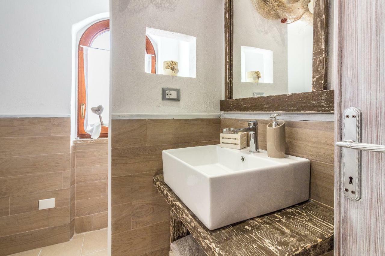 Maricciolu Suites And Apartments Olbia Ngoại thất bức ảnh