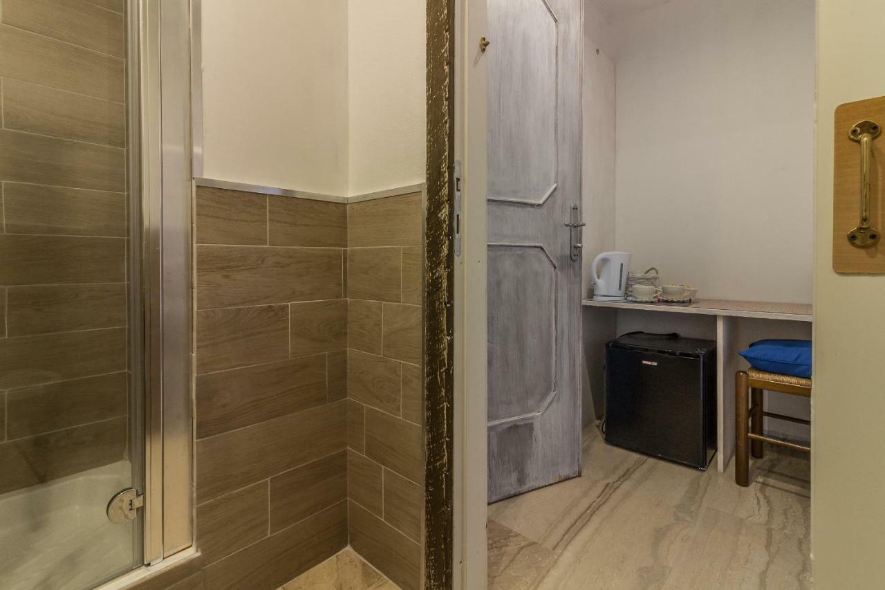 Maricciolu Suites And Apartments Olbia Ngoại thất bức ảnh